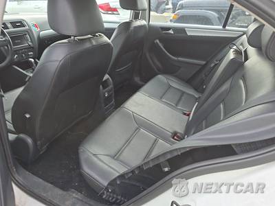 2014 Volkswagen Jetta SE Sedan w/Connectivity & Sunroof - zdjęcie 13 z 35 - miniatura