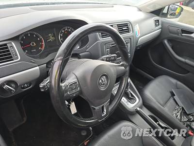 2014 Volkswagen Jetta SE Sedan w/Connectivity & Sunroof - zdjęcie 10 z 35 - miniatura