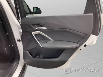 2025 BMW X1 xDrive28i - zdjęcie 32 z 38 - miniatura
