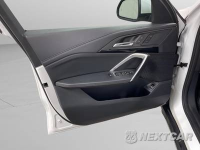 2025 BMW X1 xDrive28i - zdjęcie 23 z 38 - miniatura