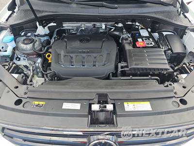 2022 Volkswagen Tiguan SE R-Line Black - zdjęcie 16 z 20 - miniatura