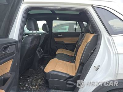 2023 Volkswagen Atlas Cross Sport 3.6L V6 SEL Premium R-Line - zdjęcie 13 z 21 - miniatura