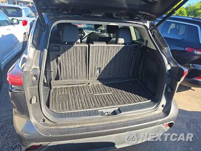 2023 Toyota Highlander XLE - zdjęcie 16 z 36 - miniatura