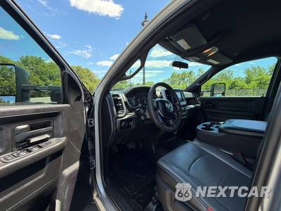 2021 Ram 2500 Tradesman Crew Cab Medium Bed - zdjęcie 28 z 46 - miniatura