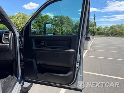 2021 Ram 2500 Tradesman Crew Cab Medium Bed - zdjęcie 38 z 46 - miniatura