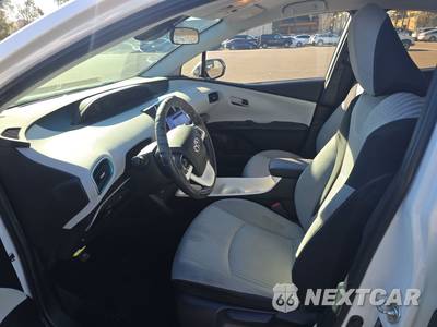 2017 Toyota Prius Prime Plus - zdjęcie 7 z 41 - miniatura