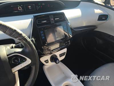 2017 Toyota Prius Prime Plus - zdjęcie 11 z 41 - miniatura