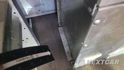2017 Mercedes-Benz Metris Cargo Van 126.0" WB - zdjęcie 23 z 46 - miniatura