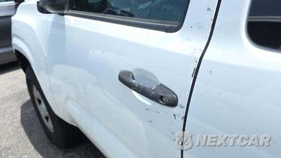 2020 Toyota Tacoma SR Extended Cab Long Bed w/Rear Doors - zdjęcie 30 z 44 - miniatura