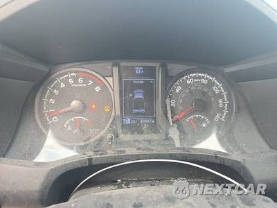 2020 Toyota Tacoma SR Extended Cab Long Bed w/Rear Doors - zdjęcie 12 z 44 - miniatura