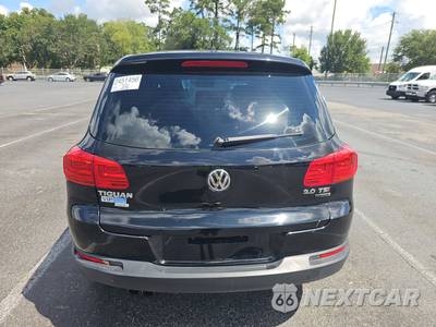 2013 Volkswagen Tiguan S w/Sunroof - zdjęcie 5 z 41 - miniatura