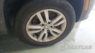 2013 Volkswagen Tiguan S w/Sunroof - zdjęcie 38 z 41 - miniatura