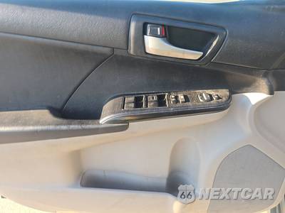 2012 Toyota Camry LE - zdjęcie 9 z 39 - miniatura
