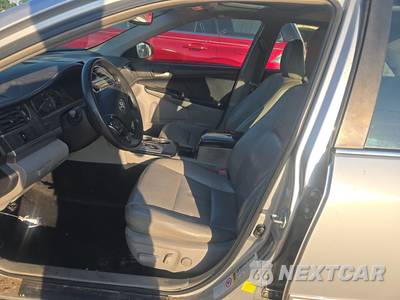 2012 Toyota Camry LE - zdjęcie 7 z 39 - miniatura