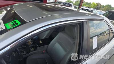 2012 Toyota Camry LE - zdjęcie 31 z 39 - miniatura