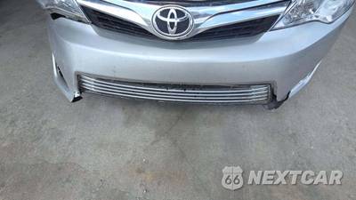 2012 Toyota Camry LE - zdjęcie 37 z 39 - miniatura