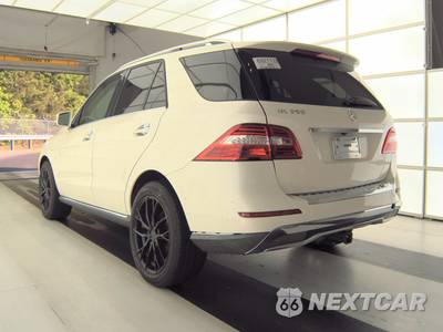 2013 Mercedes-Benz ML 350 - zdjęcie 6 z 36 - miniatura
