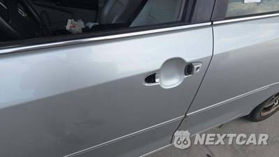 2012 Toyota Camry LE - zdjęcie 33 z 39 - miniatura