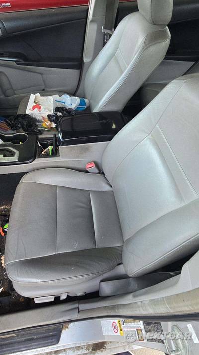 2012 Toyota Camry LE - zdjęcie 23 z 39 - miniatura