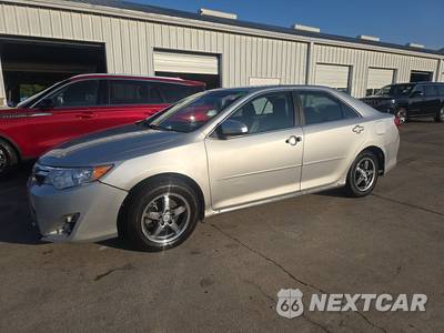 2012 Toyota Camry LE - zdjęcie 1 z 39 - miniatura