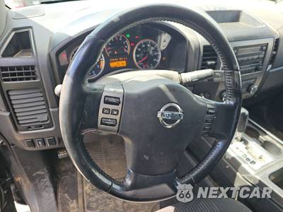 2012 Nissan TITAN SV Crew Cab Short Bed - zdjęcie 10 z 42 - miniatura