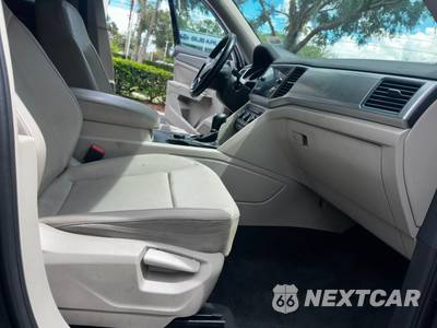 2018 Volkswagen Atlas V6 SE - zdjęcie 17 z 24 - miniatura