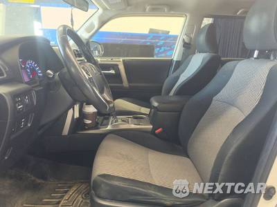 2014 Toyota 4Runner SR5 - zdjęcie 7 z 30 - miniatura