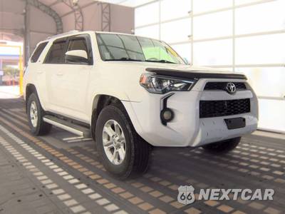 2014 Toyota 4Runner SR5 - zdjęcie 3 z 30 - miniatura