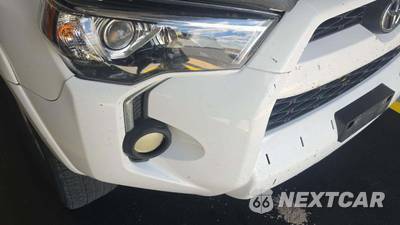 2014 Toyota 4Runner SR5 - zdjęcie 25 z 30 - miniatura