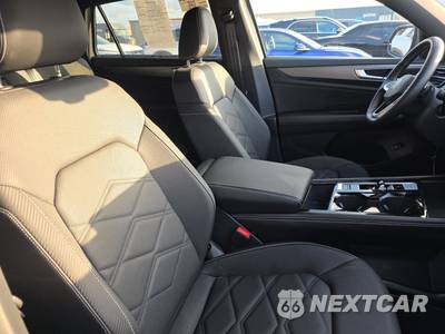 2025 Volkswagen Atlas Cross Sport 2.0T SE w/Technology - zdjęcie 8 z 29 - miniatura