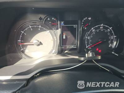 2023 Toyota 4Runner SR5 Premium - zdjęcie 12 z 38 - miniatura