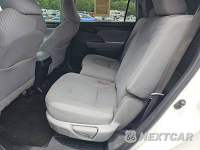 2023 Toyota Highlander L - zdjęcie 13 z 24 - miniatura