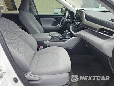 2023 Toyota Highlander L - zdjęcie 8 z 24 - miniatura