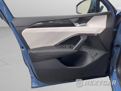 2025 Volkswagen Tiguan SE - zdjęcie 23 z 39 - miniatura