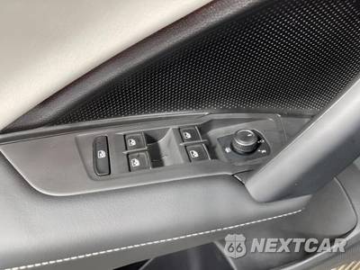 2025 Volkswagen Tiguan SE - zdjęcie 21 z 39 - miniatura