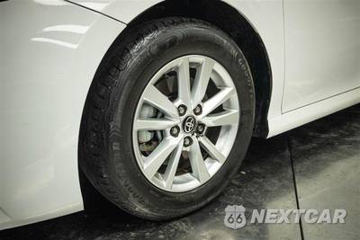 2026 Toyota Camry LE - zdjęcie 3 z 25 - miniatura