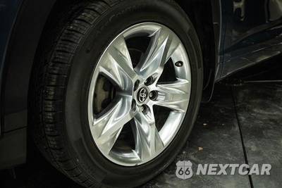 2017 Toyota Highlander Limited - zdjęcie 3 z 31 - miniatura