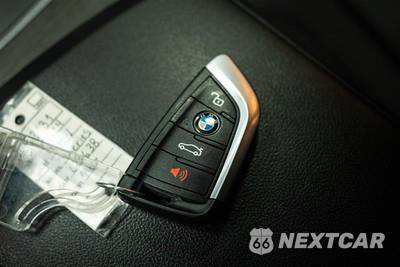 2024 BMW 3 Series Sedan 330i M SPORT LINE - zdjęcie 20 z 28 - miniatura