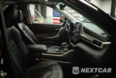 2022 Toyota Highlander Hybrid XLE - zdjęcie 14 z 31 - miniatura