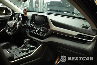 2022 Toyota Highlander Hybrid XLE - zdjęcie 15 z 31 - miniatura