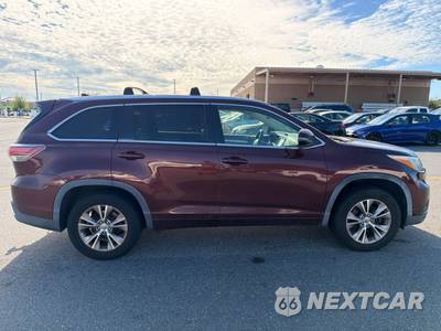 2015 Toyota Highlander XLE - zdjęcie 3 z 11 - miniatura