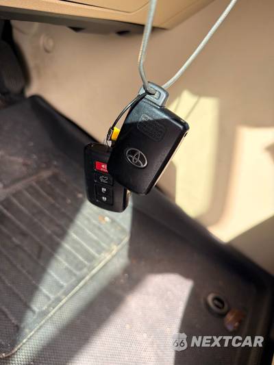 2015 Toyota Highlander XLE - zdjęcie 7 z 11 - miniatura