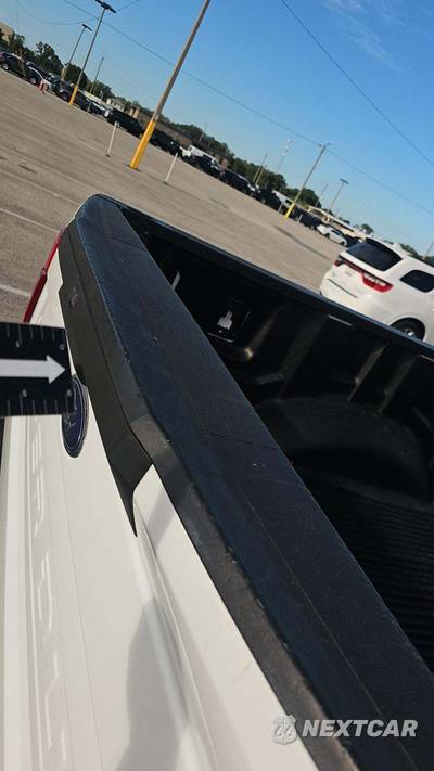 2022 Ford Super Duty F-350 XLT Crew Cab Long Bed - zdjęcie 22 z 35 - miniatura