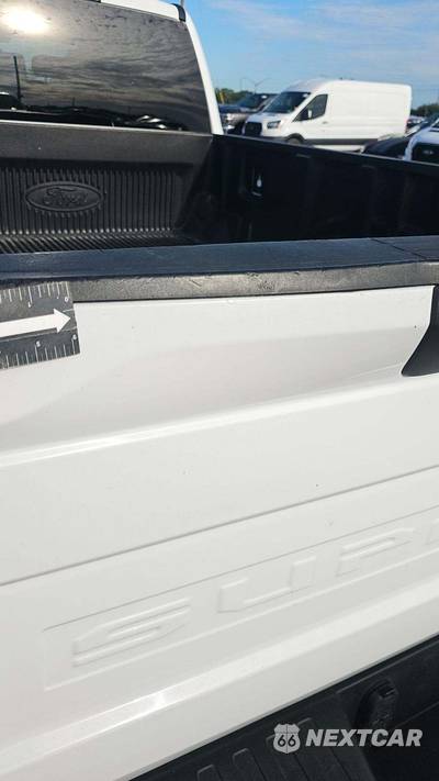 2022 Ford Super Duty F-350 XLT Crew Cab Long Bed - zdjęcie 19 z 35 - miniatura