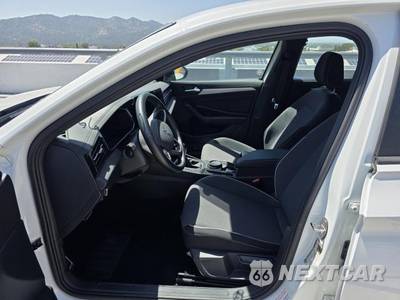 2025 Volkswagen Jetta Sport - zdjęcie 8 z 25 - miniatura