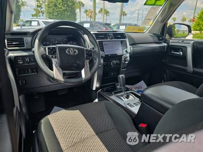 2022 Toyota 4Runner Trail Special Edition - zdjęcie 14 z 22 - miniatura