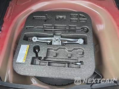 2023 Toyota Corolla SE Sedan - zdjęcie 7 z 21 - miniatura