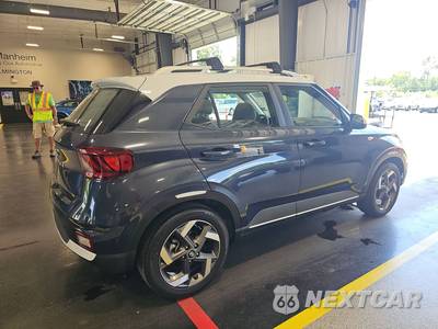 2023 Hyundai Venue Limited - zdjęcie 4 z 21 - miniatura