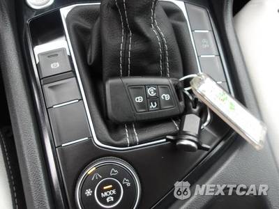 2025 Volkswagen Taos SE - zdjęcie 16 z 20 - miniatura
