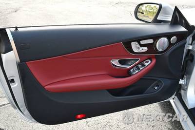 2020 Mercedes-Benz C 300 4MATIC Convertible - zdjęcie 56 z 82 - miniatura